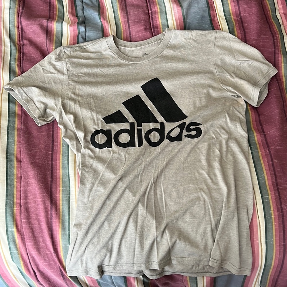 Adidas T-shirt